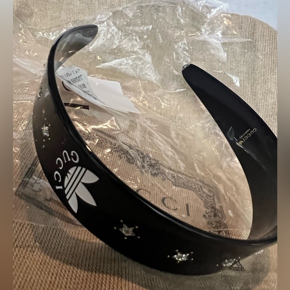 NEW GUCCI x Adidas Logo Stone Studs Headband Black - Picture 1 of 8